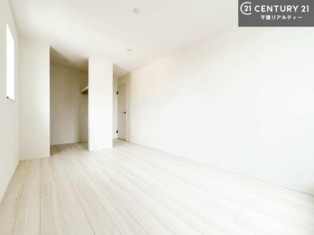 �m�� �V���v���Ƀf�U�C������Ă��邽�߁A�Ƌ��I�т܂���I
���C�ɓ���̉Ƌ��u���Ă��낰���Ԃ���邱�Ƃ��ł��܂��B
