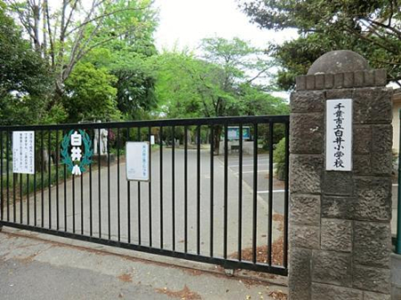 ���ӊ� �y���w�Z�z��t�s�����䏬�w�Z�F2600m