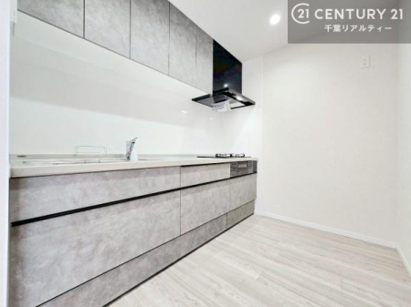 �L�b�`�� �V�K�����ς݂Ő������̂��邫�ꂢ�ȃL�b�`���ł��I