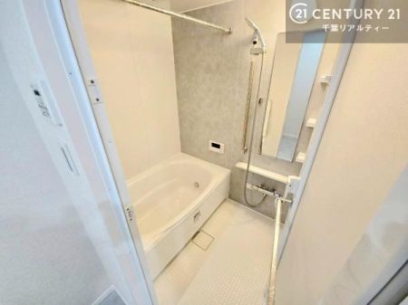 ���� 1���̔�����������Ɩ����Ă���闁���ł��B
�������̑f�G�ȃ����N�[�[�V�����ꏊ�ł��I