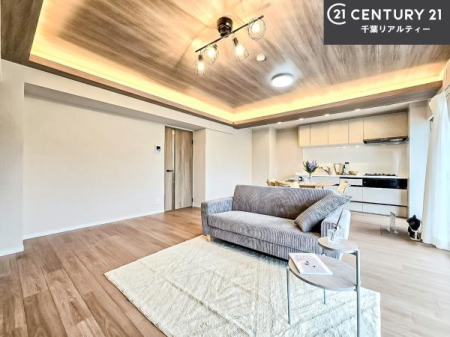 ���r���O �S�n�ǂ����r���O�͉Ƒ������R�ƏW�܂�܂��B�Ƒ��c�R�̎��Ԃ����������ł��B���Ƒ��ƁA����w�[���������Ԃ��߂��������ł��ˁB���邭�J���I�ȋ�Ԃł��B