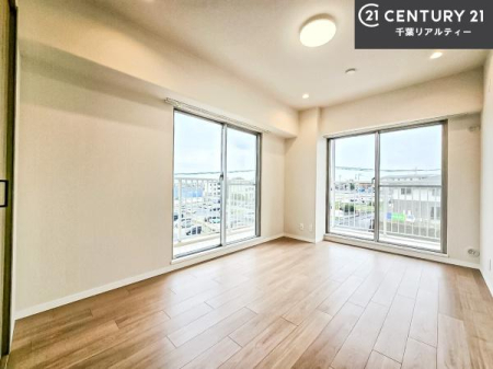 �m�� 2�ʍ̌����m�ۂ������邢�����́A���ʂ����ǂ��A���邭��ϋ��S�n�̗ǂ���ԂƂȂ��Ă���܂��B�����b�N�X���ĉ߂�����S�n�̗ǂ��������ł��I