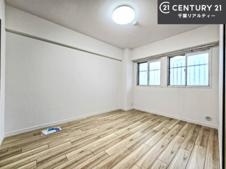 �q������ �V���v���Ƀf�U�C������Ă��邽�߁A�Ƌ��I�т܂���I
���C�ɓ���̉Ƌ��u���Ă��낰���Ԃ���邱�Ƃ��ł��܂��B