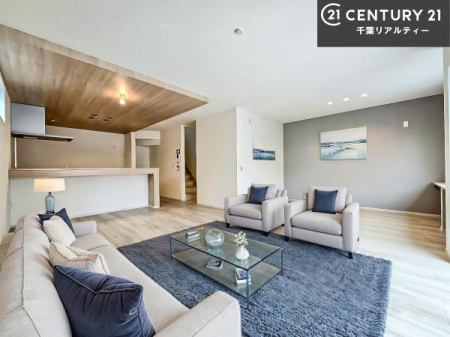 ���r���O �Ƌ��CG�p�[�X�ł��B�L�X�_�C�j���O�X�y�[�X�I������肨�H���B�΂��������y�������Ԃ��߂����܂��B���X�̔���������܂��I