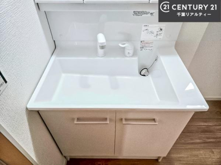 ���ʑ�E���ʏ� �[�����ʑ�{�E���́A�������˂ɂ����̂ł�����ꂪ�y�X�I���������ۂĂ܂��I
�L���C�Ȑ��ʏ��Ŏ��������̃��`�x�[�V�������オ��܂��ˁI