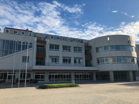 ���ӊ� �y���w�Z�z�K�u��s���Óc�����w�Z�F900m