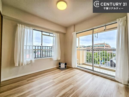 �m�� �o���R�j�[�ɖʂ��Ă���m���ł��B���邭�����肪����A���C����������ł��܂��I