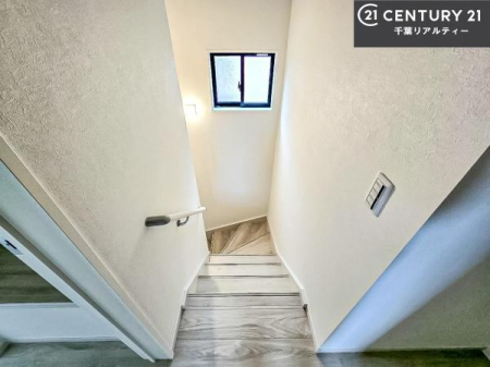 ���̑����� �K�i�͖��邭�萠������Ă��܂��B���q�l�₲�N�z�̕������S���Ă����p�����܂��ˁB
