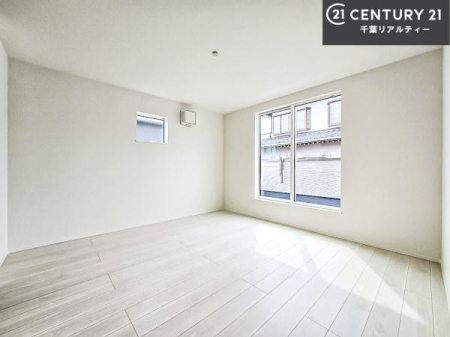 �m�� �o���R�j�[�ɖʂ��Ă���m���ł��B���邭�����肪����A���C����������ł��܂��I���[�X�y�[�X���[�����Ă���̂ŎU�炩�������������T�b�ƕЕt�����܂��I