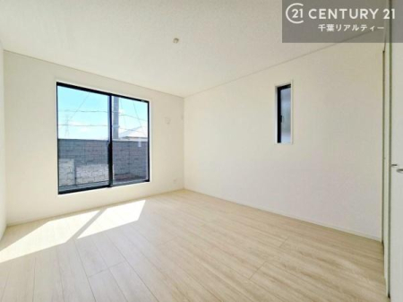 �Q�� �o���R�j�[�ɖʂ����m���́A���炩�Ȓ������������ސS�n�悢��ԁB�u�₩�Ȍ��ɕ�܂�ċC�����悭�ڊo�߂��邽�߁A�Q���ɍœK�Ȃ������ł��B���̊��C�₨�z�c���������K�ɍs���܂��B