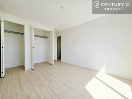 ���r���O�ȊO�̋��� ���[�X�y�[�X�����Ă��܂��I�������X�b�L�����ڂ��鎖���ł��܂��ˁB
�Ƌ��I�΂Ȃ��V���v���ȃf�U�C���ׁ̈A�Ƌ��I�΂����C�ɓ���̋�ԍ�肪�ł������ł��ˁB