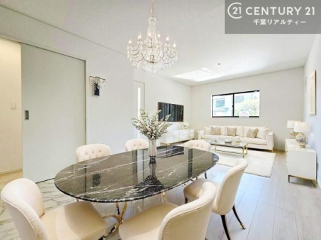 ���r���O �Ƌ��CG�p�[�X�ł��B�L�X�_�C�j���O�X�y�[�X�I������肨�H���B�΂��������y�������Ԃ��߂����܂��B���X�̔���������܂��I