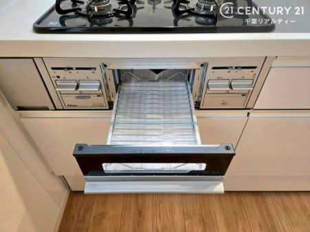 �L�b�`�� �R�����͎O������̂ł������̓����i�s���ł��܂��B
�������O�����t���ł��B�����X�y�[�X���L�X���Ă���׍�Ƃ����₷���I�g�����肪�ǂ��V�X�e���L�b�`���ł��I