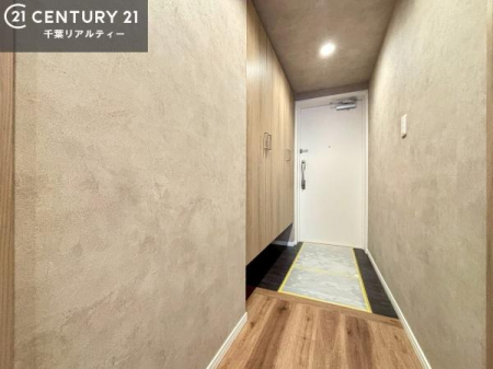 ���� �V���[�Y�{�b�N�X�t���Ȃ̂ŁA���ւ��Еt�����|�������₷���ł��I
�X�b�L���������ւŌ˂��J�����u�ԁA�������̂���S�n������Ԃ��o�}���Ă���܂��B