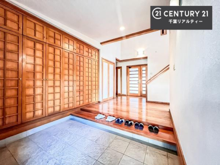 ���� ���ċA���Ă��Ă��A�������܁I�����������Ȃ�A�D�����}������Ă�����ԂɂȂ��Ă��܂��B
���邭��������錺�ւł��I