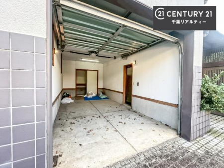 ���ԏ� ���ԃX�y�[�X��2�䕪����܂��I�Z�J���h�J�[�͂������A�o�C�N�⎩�]�ԂȂǂ��u���ꏊ�ɍ���܂���B