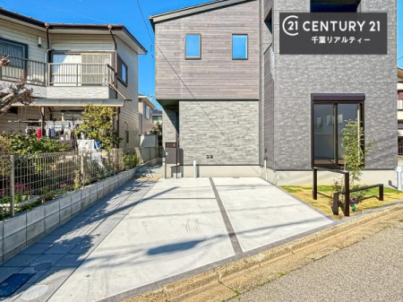 ���ԏ� ���ԃX�y�[�X��2�䕪����܂��I�Z�J���h�J�[�͂������A�o�C�N�⎩�]�ԂȂǂ��u���ꏊ�ɍ���܂���B