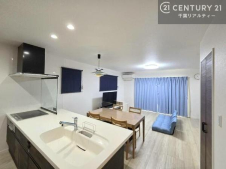 ���r���O �S�n�ǂ����r���O�͉Ƒ������R�ƏW�܂�܂��B�Ƒ��c�R�̎��Ԃ����������ł��B���Ƒ��ƁA����w�[���������Ԃ��߂��������ł��ˁB