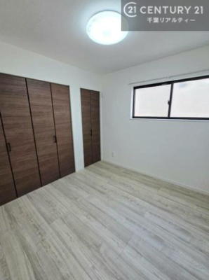 �m�� ���[�X�y�[�X�����Ă��܂��I�������X�b�L�����ڂ��鎖���ł��܂��ˁB
�Ƌ��I�΂Ȃ��V���v���ȃf�U�C���ׁ̈A�Ƌ��I�΂����C�ɓ���̋�ԍ�肪�ł������ł��ˁB