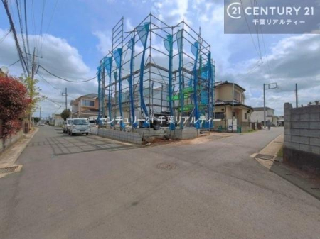 �O�ʓ��H�܂ތ��n�ʐ^ �S�䂭�܂Ō��n����������������悤�A�����ē��̂��p�ӂ������Ă���܂��B���C�y�ɂ��₢���킹�̏�A���z�̕�炵�ւ̈�������i�߂��������I