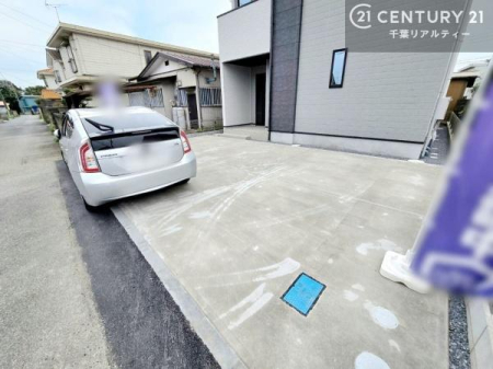 ���ԏ� ���ԃX�y�[�X��2�䕪����܂��I�Z�J���h�J�[�͂������A�o�C�N�⎩�]�ԂȂǂ��u���ꏊ�ɍ���܂���B