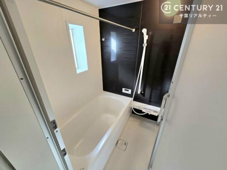 ���� �������������l�̕��͋C�̃o�X���[���́A�����o�Ă��ăo�X�^�C�����[���I
���d���撣���Ă��邲�J���ɂ��D�݂̍���̓����܂����āA�y����ł݂Ă͂������ł��傤���H
