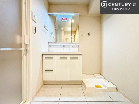 ���ʑ�E���ʏ� �g�Ȃ�𐮂�����ʏ��́A���������厖�ł��I������̐������̂��镵�͋C�����o�I�C�����悭���g�����������܂��B
