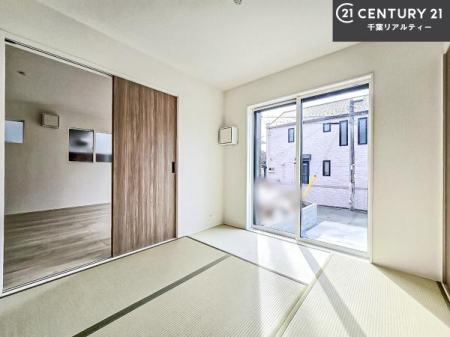 �a�� ���{�l�̐S������u�a�v�̋�ԁB�䑐�̍���Y����Ԃ͖����̂ЂƎ������o���Ă���܂��I�����b�N�X���ʂ�����̂ŉ��K�ɉ߂��������ł��B