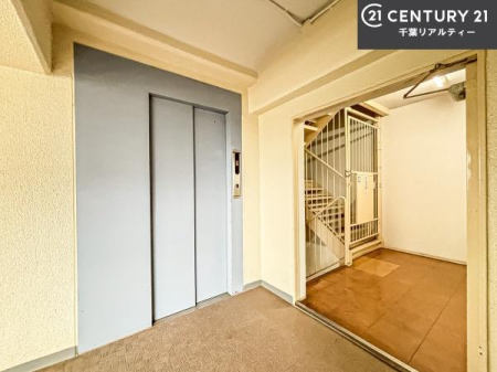 ���̑����p�� �G���x�[�^�[�����ŁA���X�̈ړ������K�B
�����̓��₨�ו��̑������ł��A�X���[�Y�ɂ��A��������܂��I