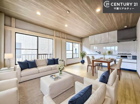 ���r���O �Ƌ��CG�p�[�X�ł��B�J�����̂���L�XLDK�I�\�t�@�[��_�C�j���O�e�[�u����u���Ă������ɂȂ�Ȃ��̂ŉ��K�ɉ߂����܂��I�R�~���j�P�[�V���������₷�����r���O�ł��I