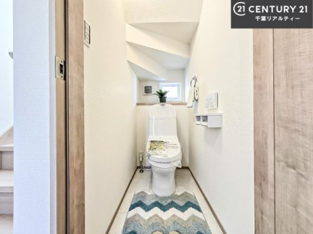 �g�C�� �������֍��ɂ��A�~��͕֍����g�����ł���̂ŗ₽���֍��ɍ��炸�ɍςފ������d�l�ł��I