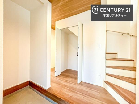 ���� �V���[�Y�C���N���[�N�t���ł��I�V���[�Y�����łȂ��x�r�[�J�[��܂��ݎ��]�ԁA�A�E�g�h�A�p�i���X�b�L���ƕЕt�����܂��I