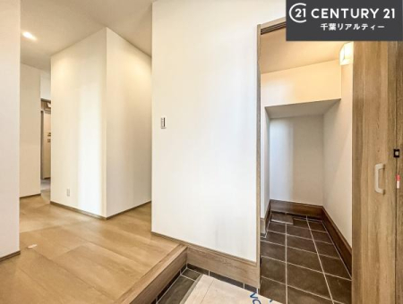 ���� ���ċA���Ă��Ă��A�������܁I�����������Ȃ�A�D�����}������Ă�����ԂɂȂ��Ă��܂��B
���邭��������錺�ւł��I