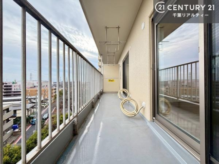 �o���R�j�[ �z������̗ǂ��o���R�j�[�ŁA�����󕨂��悭���������ł��ˁI
���V�C�̗ǂ����ɂ̓o���R�j�[�֏o�ă��t���b�V������̂��C�����悳�����ł��B