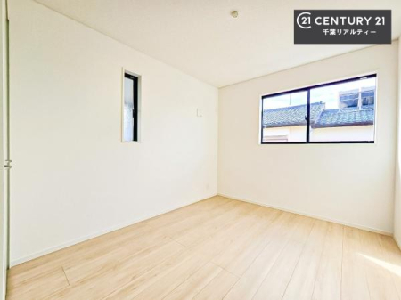 ���r���O�ȊO�̋��� �V���v���Ƀf�U�C������Ă��邽�߁A�Ƌ��I�т܂���I
���C�ɓ���̉Ƌ��u���Ă��낰���Ԃ���邱�Ƃ��ł��܂��B