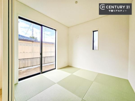 �a�� �^�^�~�̍��肪���炬��^����A�����b�N�X��ԁB�����傫���J�����̂���a���ƂȂ��Ă���܂��B���{�l�̐S������u�a�v�̋�ԁB