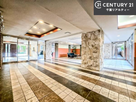 �G���g�����X ��؂Ȃ��q�l�����o�}������G���g�����X�B�z��������ǂ��S�n�̗ǂ���Ԃł��B