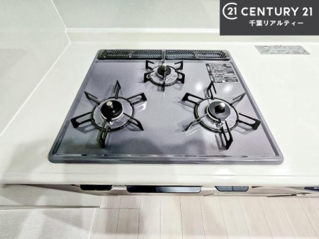 �L�b�`�� �R�����͎O������̂ł������̓����i�s���ł��܂��B
�������O�����t���ł��B�����X�y�[�X���L�X���Ă���׍�Ƃ����₷���I�g�����肪�ǂ��V�X�e���L�b�`���ł��I