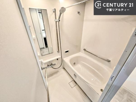 ���� 1���̔�����������Ɩ����Ă���闁���ł��B
�������̑f�G�ȃ����N�[�[�V�����ꏊ�ł��I