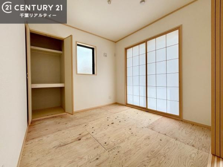 �a�� ���r���O�Ɨאڂ��Ă���a���ł��I�q�ԂƂ��Ă͂������A�Ǝ��̋x�e�X�y�[�X�Ƃ��Ďg�p����̂������ł��ˁI