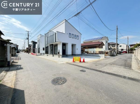 �O�ʓ��H�܂ތ��n�ʐ^ ���邭�J���I�Ȋp�n�ł�������ґ�Ȃ��Z�܂������܂��񂩁B