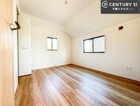 �q������ �|���o�������Ȃ��������́A���q�l�̂������Ƃ��Ă����S�ł��I
���[�X�y�[�X���[�����Ă���̂ŎU�炩�������������T�b�ƕЕt�����܂��I