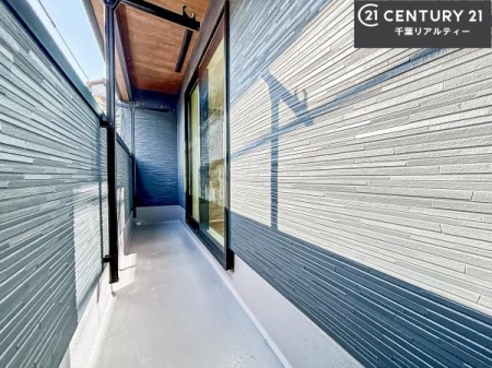 �o���R�j�[ �z������ǍD�ȃo���R�j�[�ł��I���ꂽ���ɂ͐�������n����J���I�Ȏ��Ԃ��y���߂܂��B