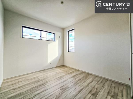 �m�� ���邢�����́A���ʂ����ǂ��A���邭��ϋ��S�n�̗ǂ���ԂƂȂ��Ă���܂��B�����b�N�X���ĉ߂�����S�n�̗ǂ��������ł��I���̖ڊo�߂��X�b�L�����܂��ˁI