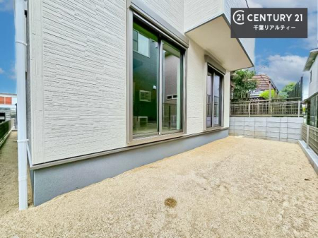 �� �z������ǍD�Ȃ���ł��I���ꂽ���ɂ͐�������n����J���I�Ȏ��Ԃ��y���߂܂��B
�K�[�f�j���O��ƒ�؉����y���߂܂��I