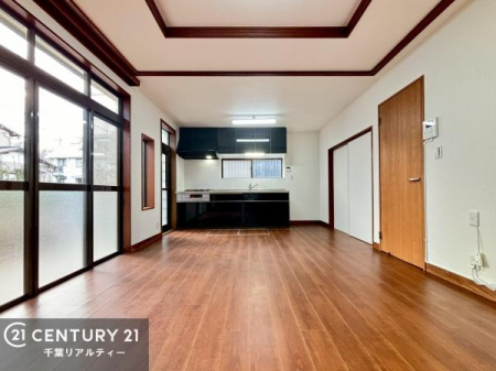 �L�b�`�� �Ǖt�L�b�`���́A�W�����č�ƂɎ��|����܂��I��Ƃ̓������N���N�I
�����̗��������肻���ł��ˁI���[�X�y�[�X���L�x�ŁA�����X�y�[�X���X�b�L���ƕЕt���Ђ�`�����p�ł��܂��I