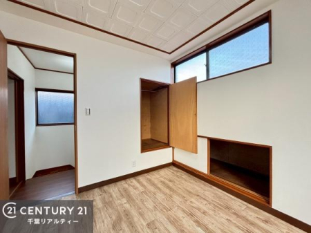 �q������ ���[�X�y�[�X����������m�ۂ���Ă��邽�߁A���������w�p�i���T�b�ƕЕt���A���ł��X�b�L���B
�Y��ȋ�Ԃ��ۂĂ܂��I