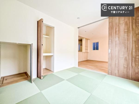 �a�� ���{�l�̐S������u�a�v�̋�ԁB�䑐�̍���Y����Ԃ͖����̂ЂƎ������o���Ă���܂��I�����b�N�X���ʂ�����̂ŉ��K�ɉ߂��������ł��B