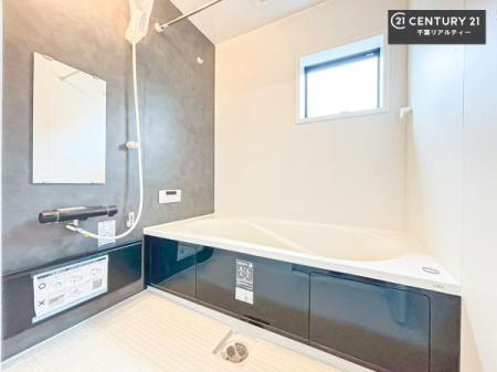 ���� �������������l�̕��͋C�̃o�X���[���́A�����o�Ă��ăo�X�^�C�����[���I
���d���撣���Ă��邲�J���ɂ��D�݂̓����̓����܂����āA�y����ł݂Ă͂������ł��傤���H