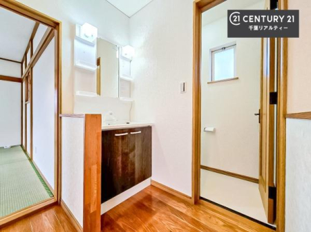 ���ʑ�E���ʏ� ���[�����Ղ�̐��ʎ��I���p�i�̃X�g�b�N��o�X�^�I�����X�b�L���Ǝ��[�ł��Ď��o���₷���I����肪�X�b�L���Еt���ċC�����̗ǂ���ԁI